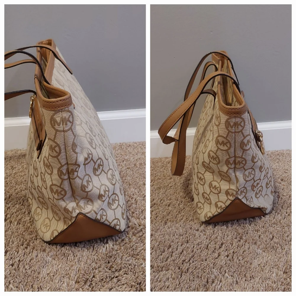 MICHAEL KORS Kempton Signature Circle Monogram Fabric and Leather Tote Bag
